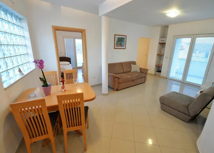 Vedrana, 무르테르