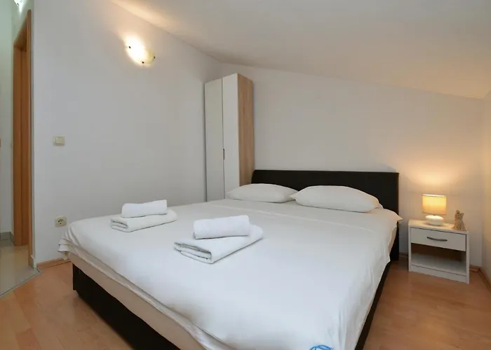 Apartman Vedrana, Murter