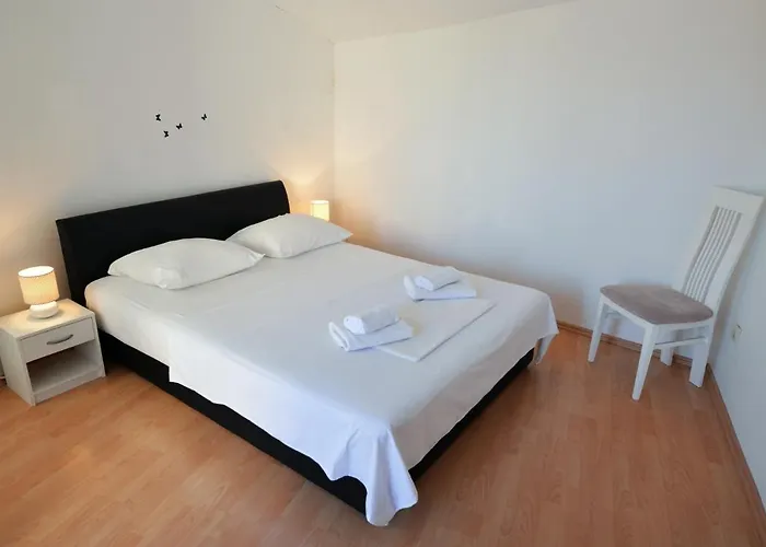 Apartman Vedrana, Murter