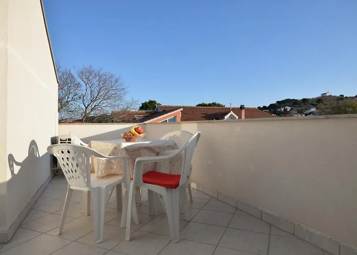 Vedrana, Apartament *